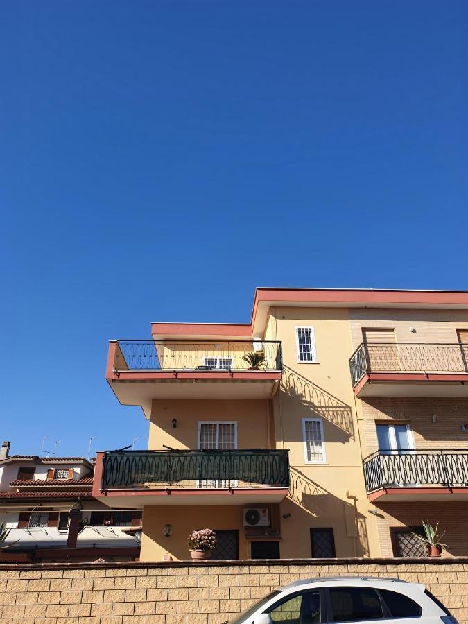Attico Con Terrazzo Relax Apartment Ladispoli Exterior photo